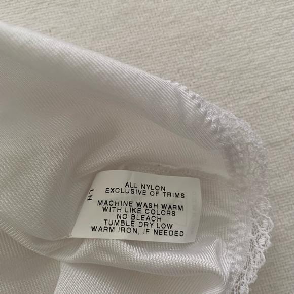 Ladies Shadow Line White Full Slip Lace Trim
Nightgown Negligee Size: 42 26” - Picture 6 of 13